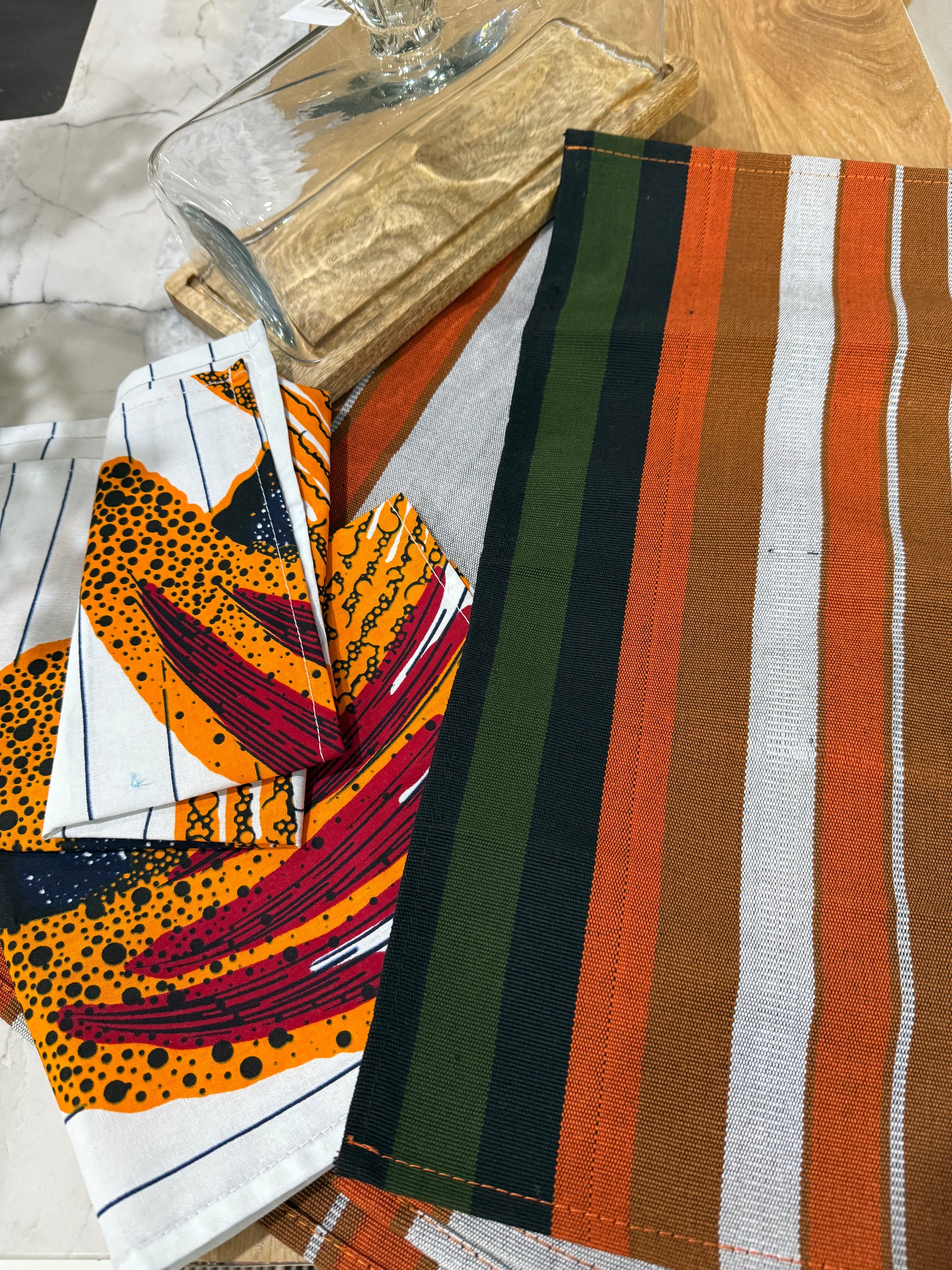 Savanna Swirl Napkins with Placemats set of 4