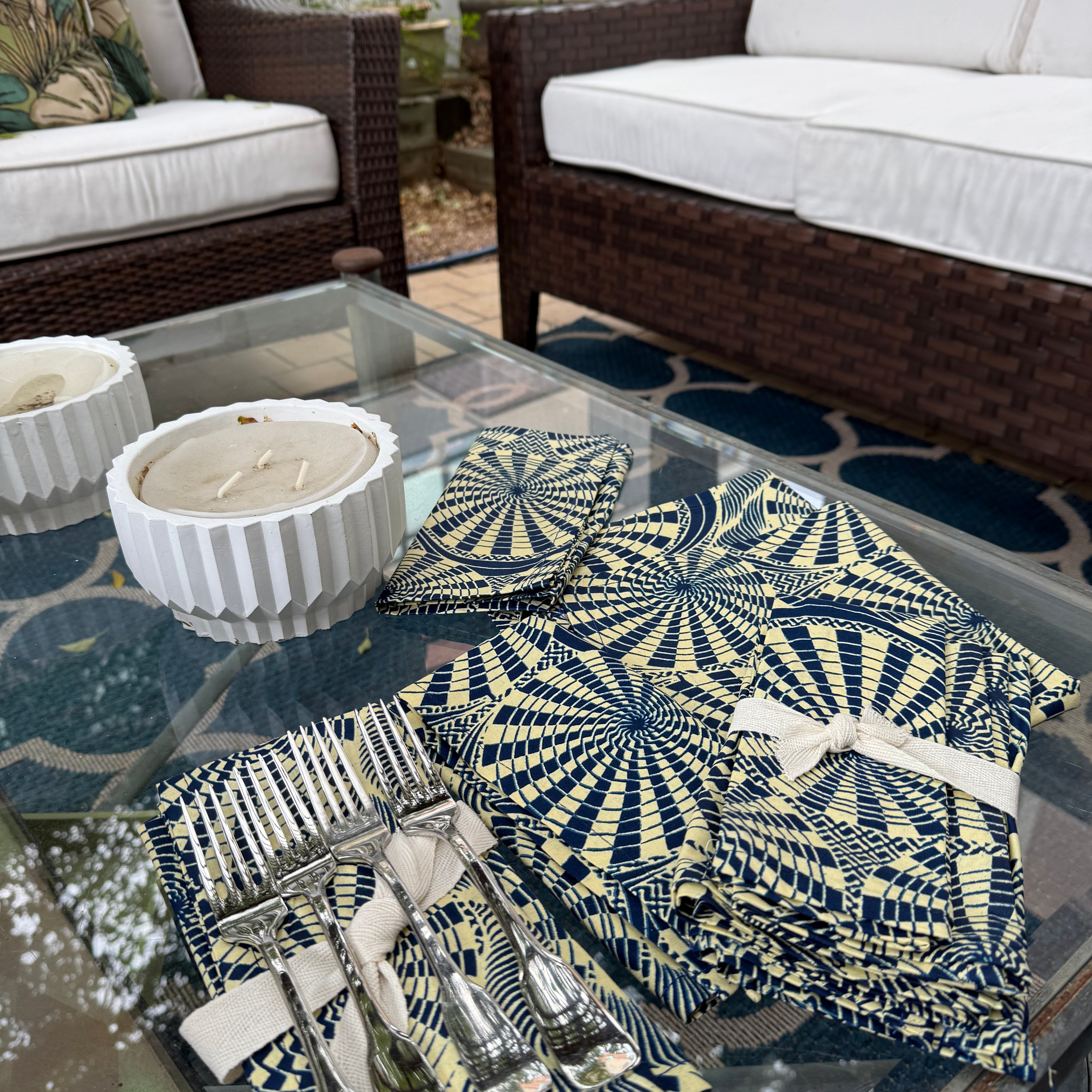 Pinwheel napkins. Set of 4